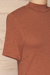 Lucca Marron Waffled Short Sleeve Top | Haut | La petite garçonne side close-up