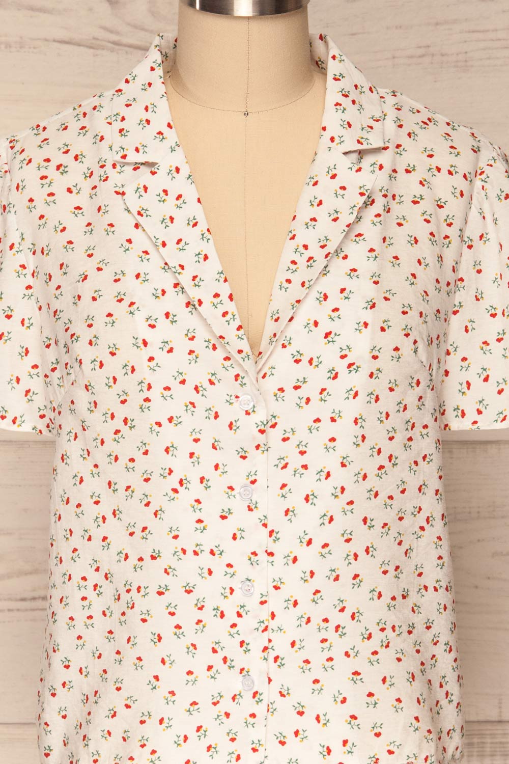 Maing White Floral Short Sleeved Cropped Shirt | La Petite Garçonne 3