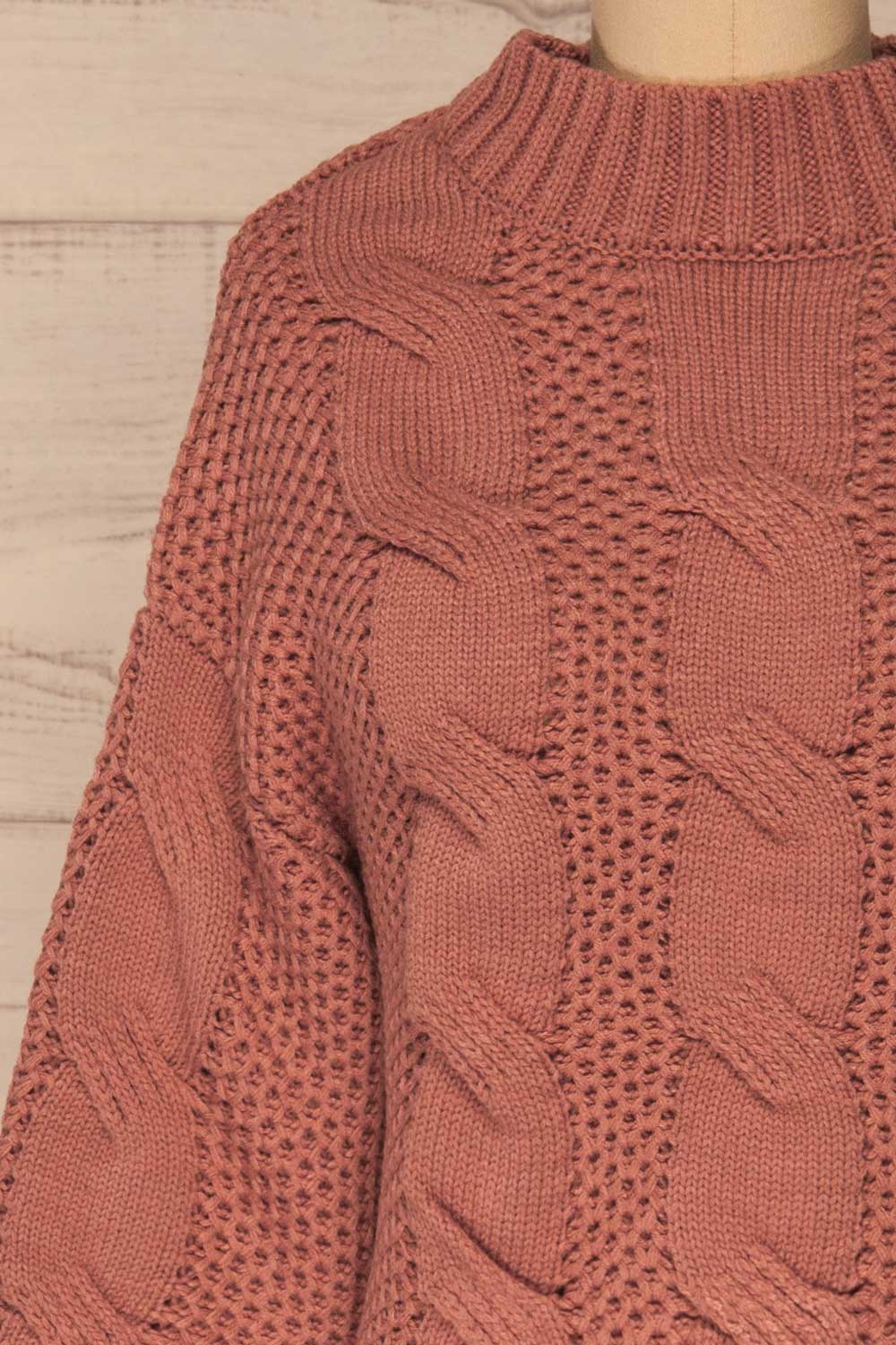 Mazowiecki Pink Cropped Knit Sweater | La petite garçonne front close-up