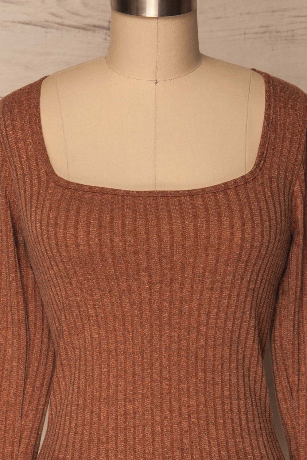 Melliar Mocha Orange Long Sleeved Ribbed Crop Top | La Petite Garçonne 2