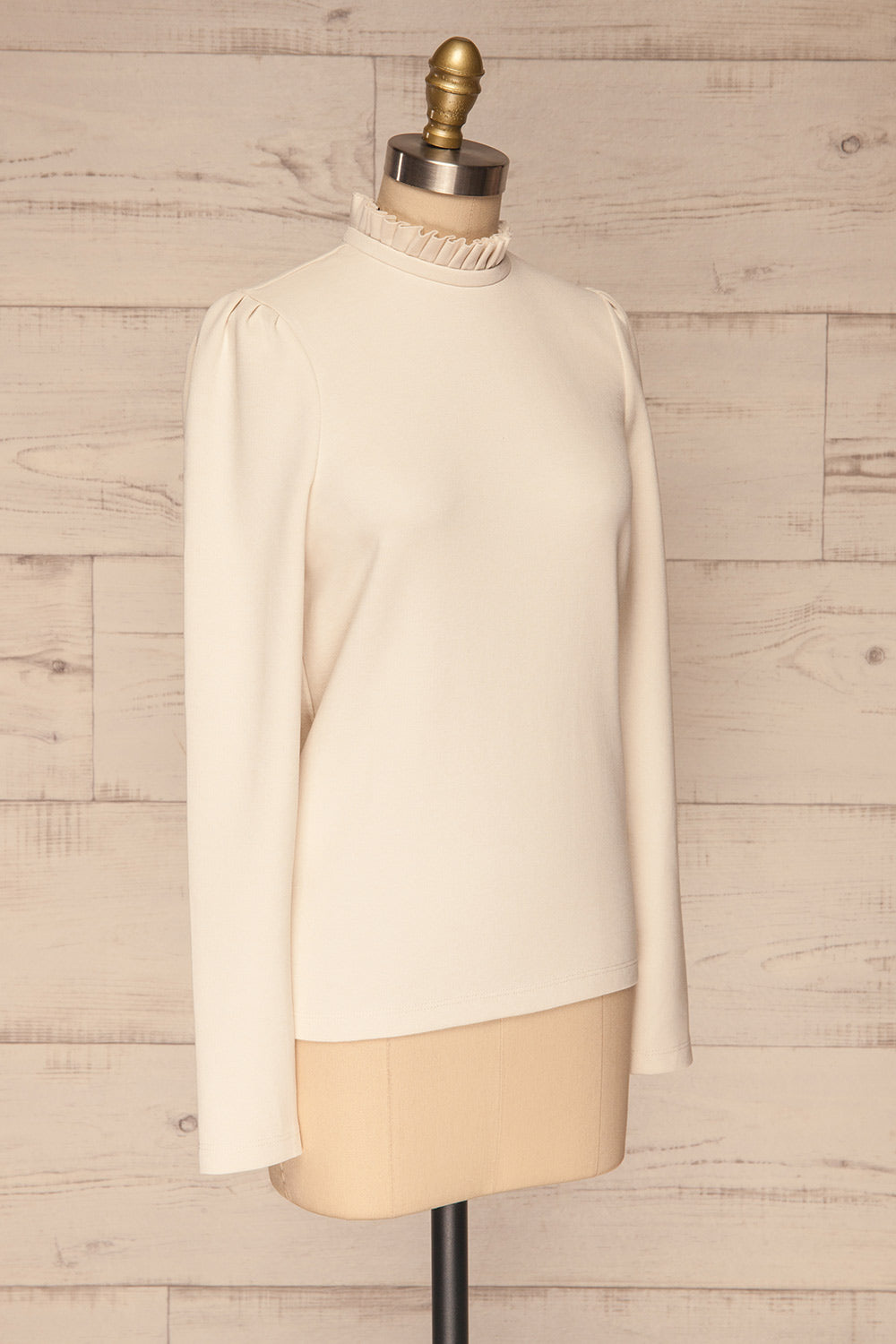 Methon Chalk White Mock Neck Top | Haut | La Petite Garçonne side view 