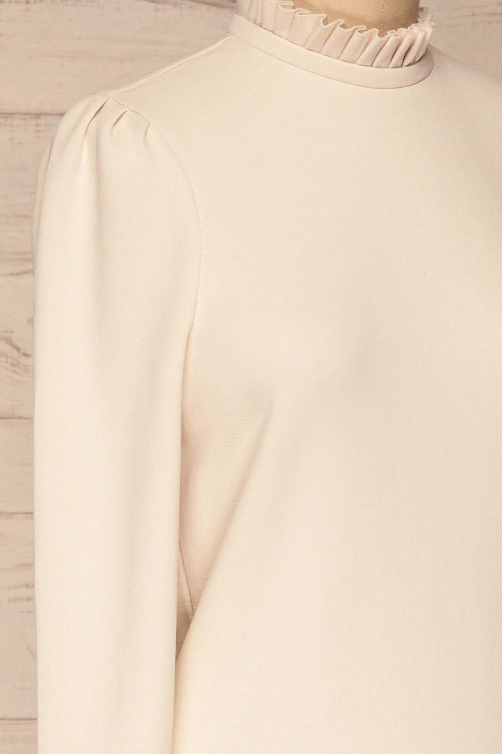 Methon Chalk White Mock Neck Top | Haut | La Petite Garçonne side close-up