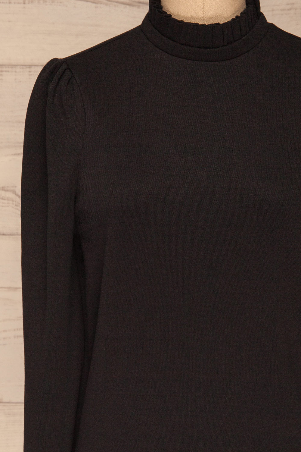 Methon Coal Black Mock Neck Top | Haut | La Petite Garçonne front close-up