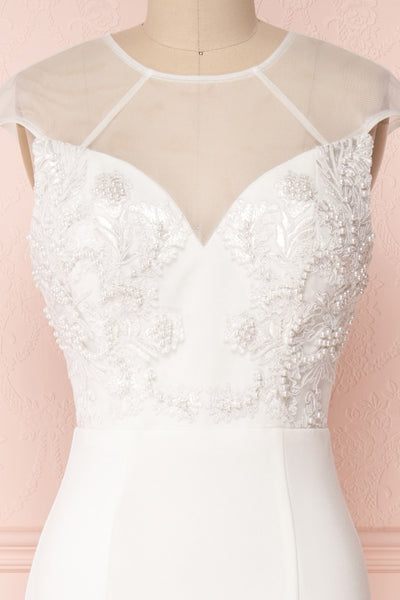 Mikinna | White Mermaid Bridal Dress with Embroidery
