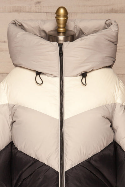 Milvina Black & White Coat | Manteau front close up zip up | La Petite Garçonne