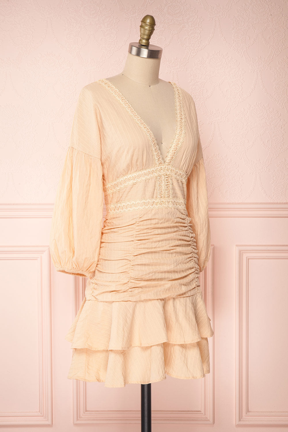 Mizunami | Beige Ruched Dress