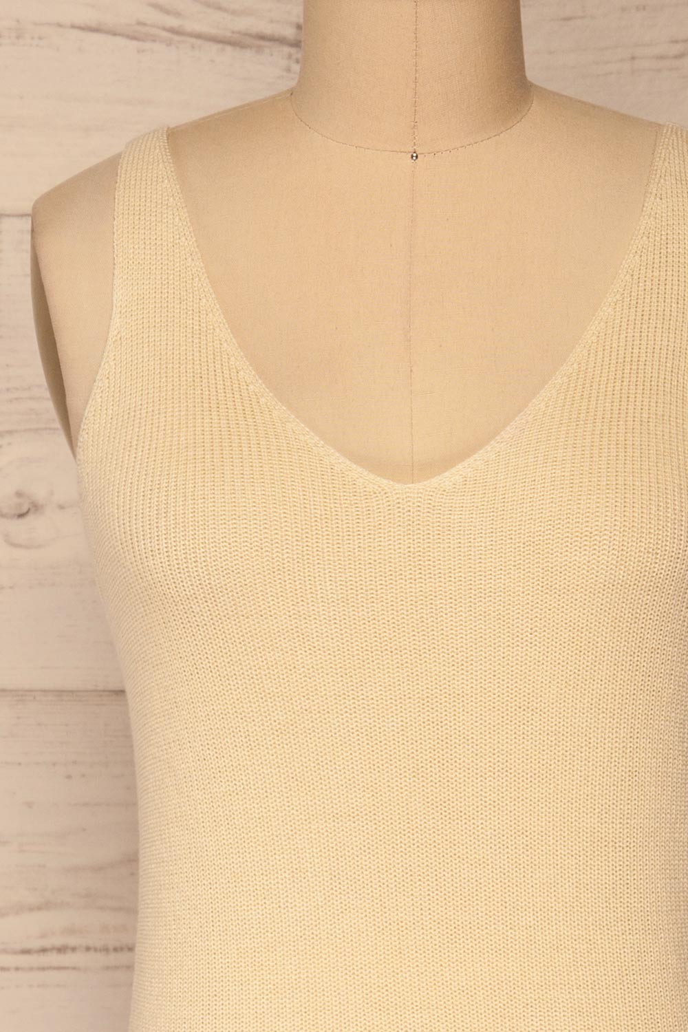 Moika Beige Knitted V-Neck Cami | La petite garçonne front close-up