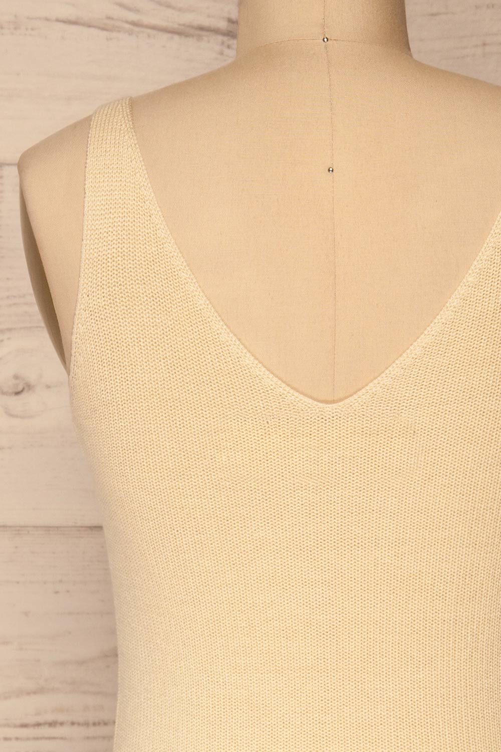 Moika Beige Knitted V-Neck Cami | La petite garçonne back close-up