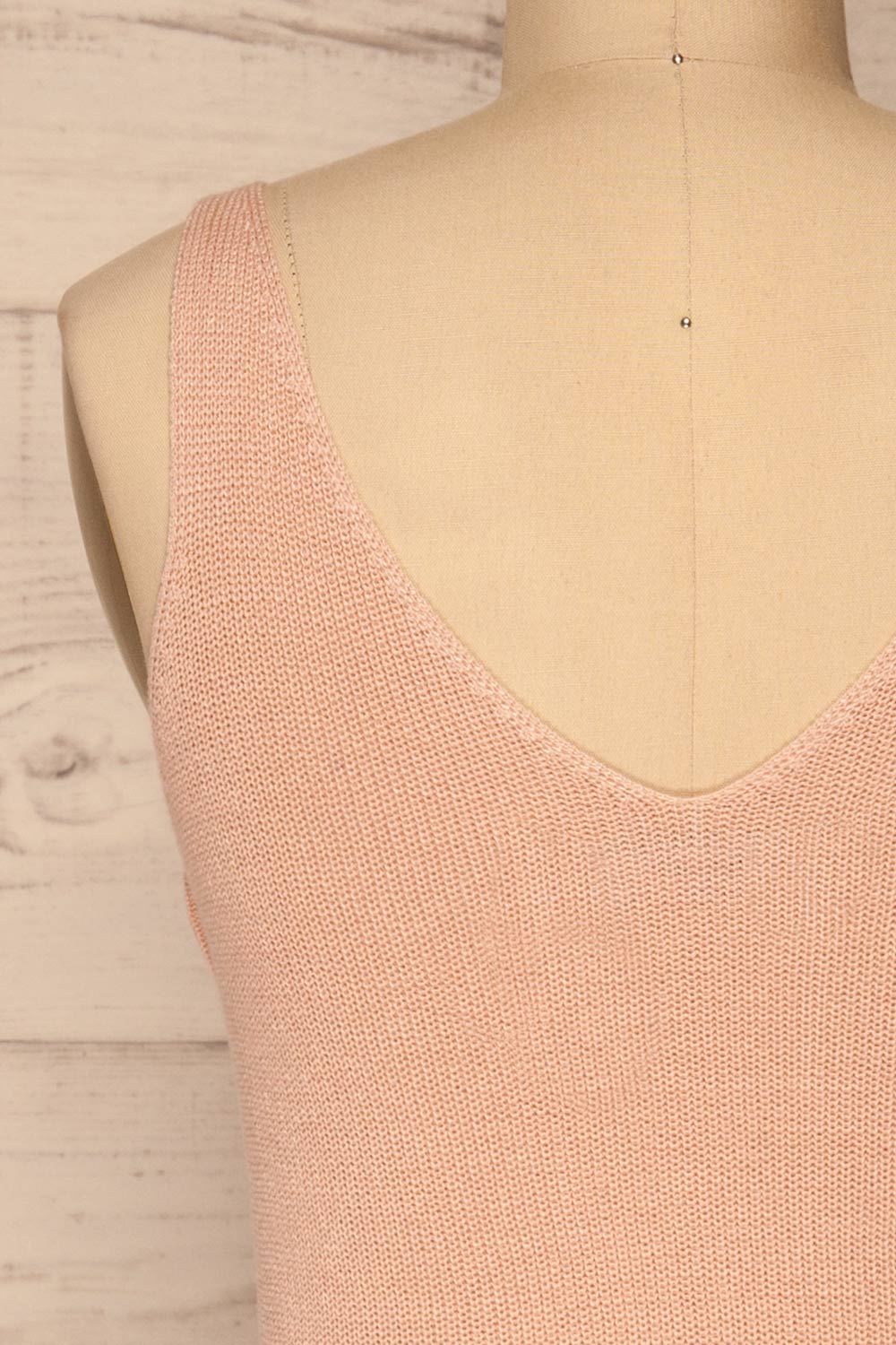 Moika Pink Knitted V-Neck Cami | La petite garçonne back close-up