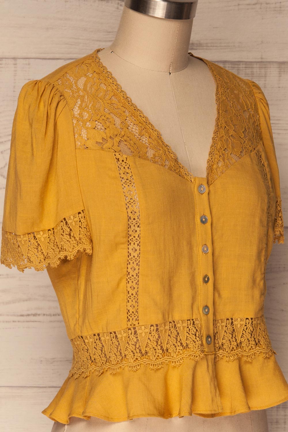 Muizen Mustard Yellow Short Sleeved Blouse w Lace | La Petite Garçonne 4