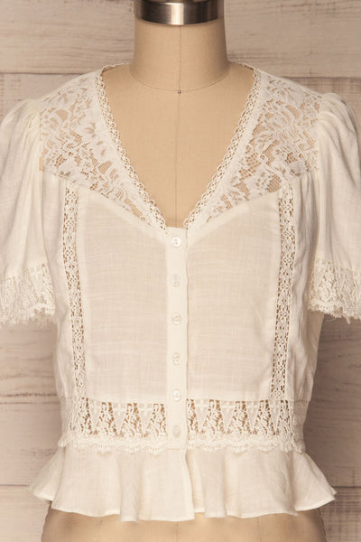Muizen White Short Sleeved Blouse with Lace | La Petite Garçonne 2