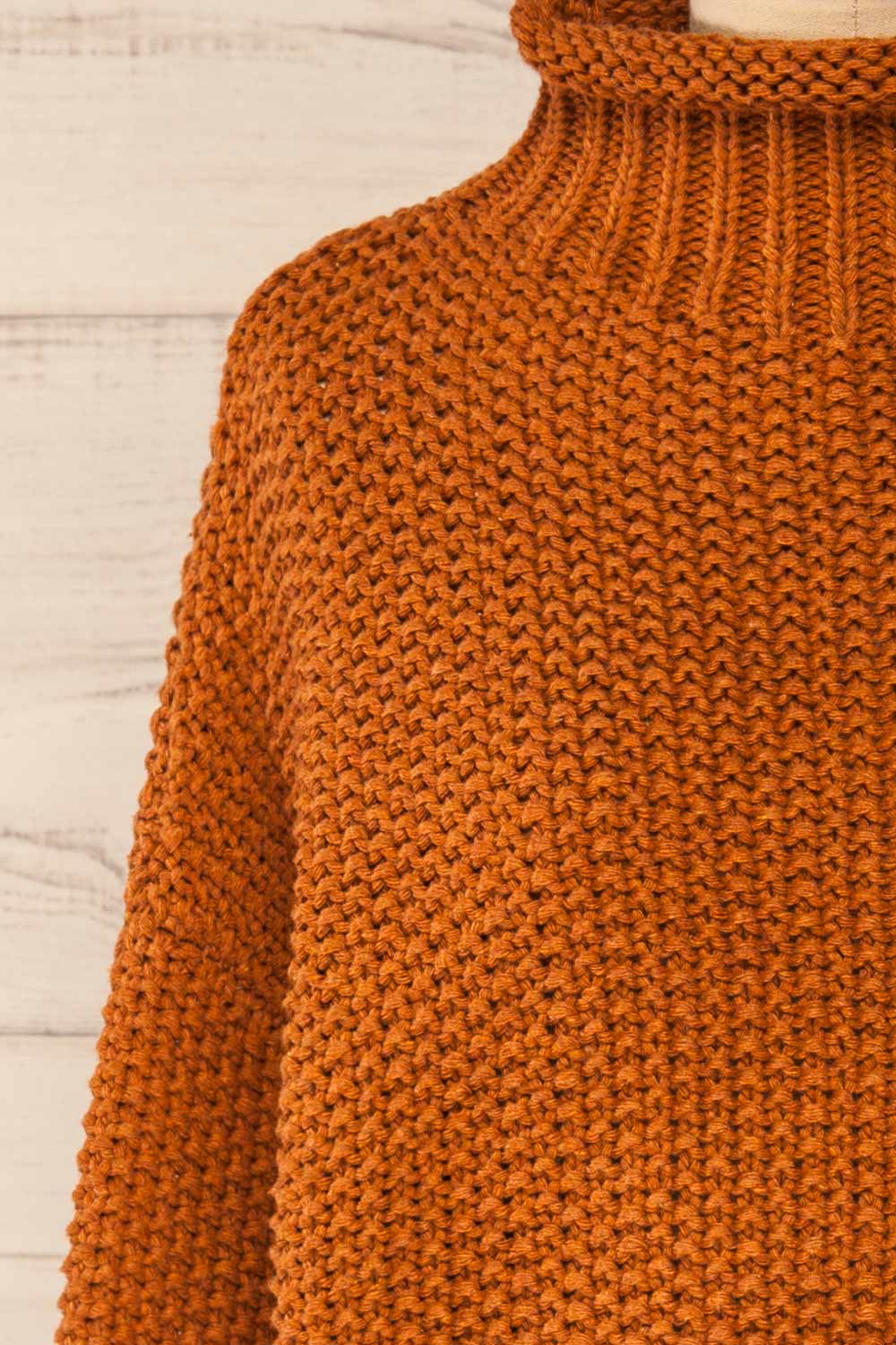 Murcie Orange Turtleneck Knitted Sweater | La petite garçonne front close-up 