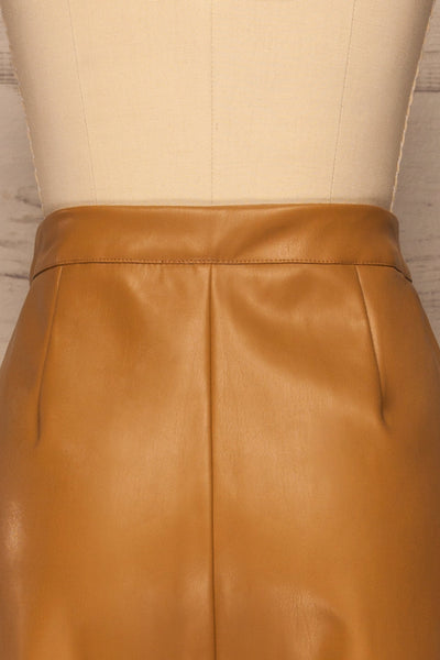 Naarden Ginger Brown Faux-Leather Pants | La petite garçonne  back close-up