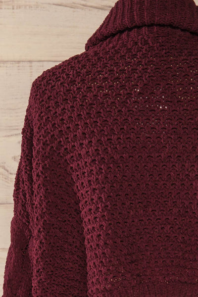 Nakka Burgundy Cropped Knit Sweater | La petite garçonne back close-up