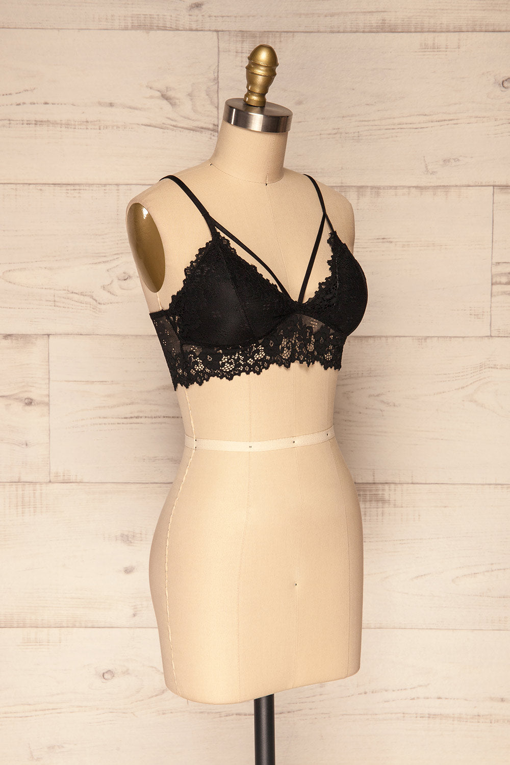 Nandrin Black Lace Triangular Bralette | La Petite Garçonne