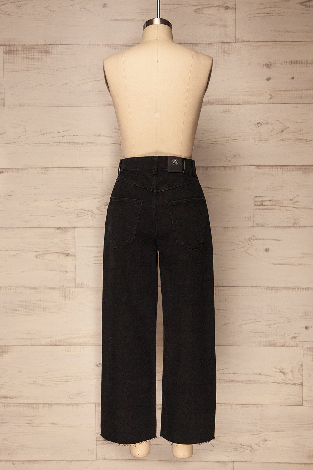 Nikea Black Cropped Wide Leg Jeans | La Petite Garçonne