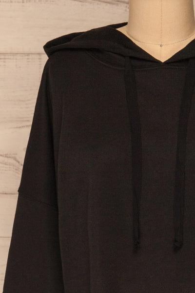 Nimegen Black Cropped Hooded Sweater | La petite garçonne front close-up