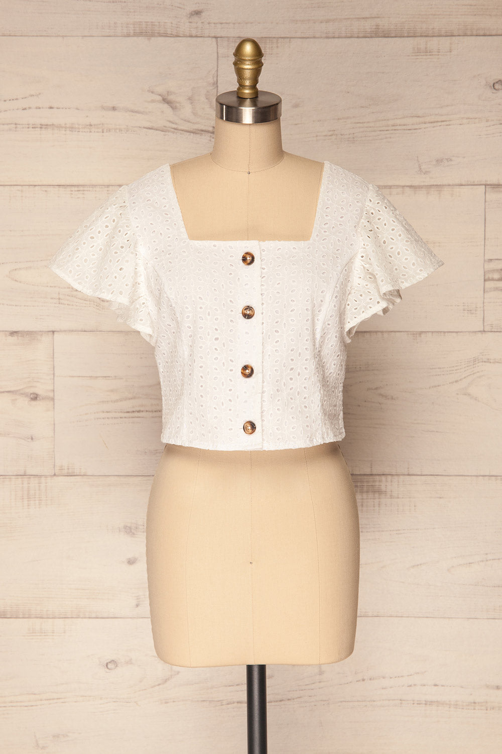 Olhao White Lace Button-Up Crop Top | La Petite Garçonne 1