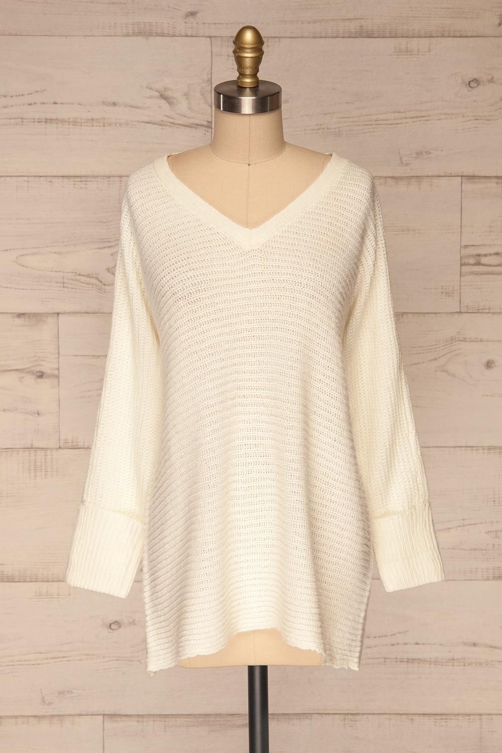 Oradea White Knit Sweater | Tricot | La Petite Garçonne front view 