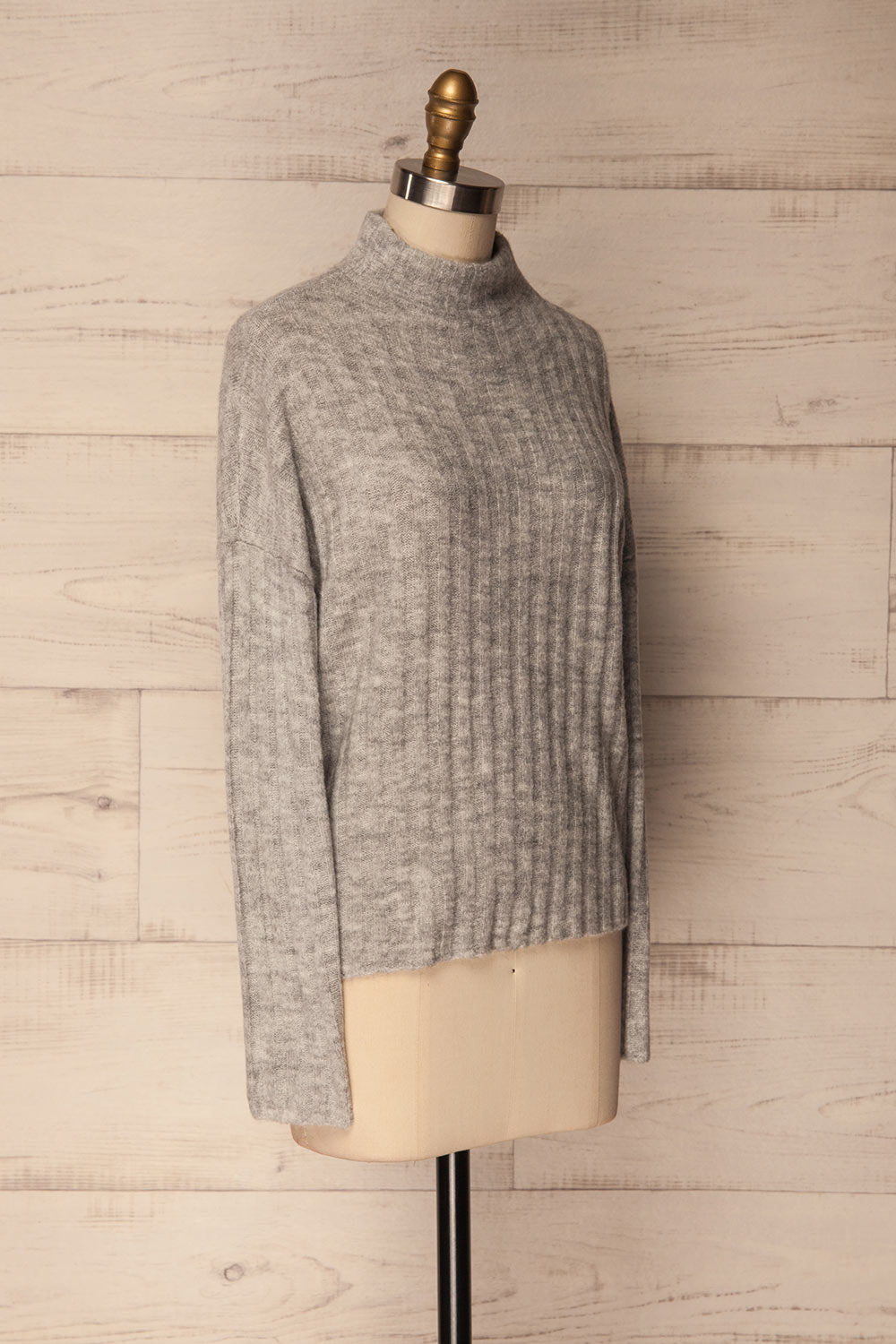 Ormos Grey Ribbed Knit Sweater | La Petite Garçonne 3