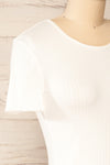 Paczkow White Ribbed Lettuce-Edge T-Shirt | La petite garçonne side close-up