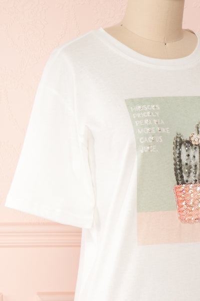 Parielle White T-Shirt w/ Center Print | Boutique 1861 side close-up