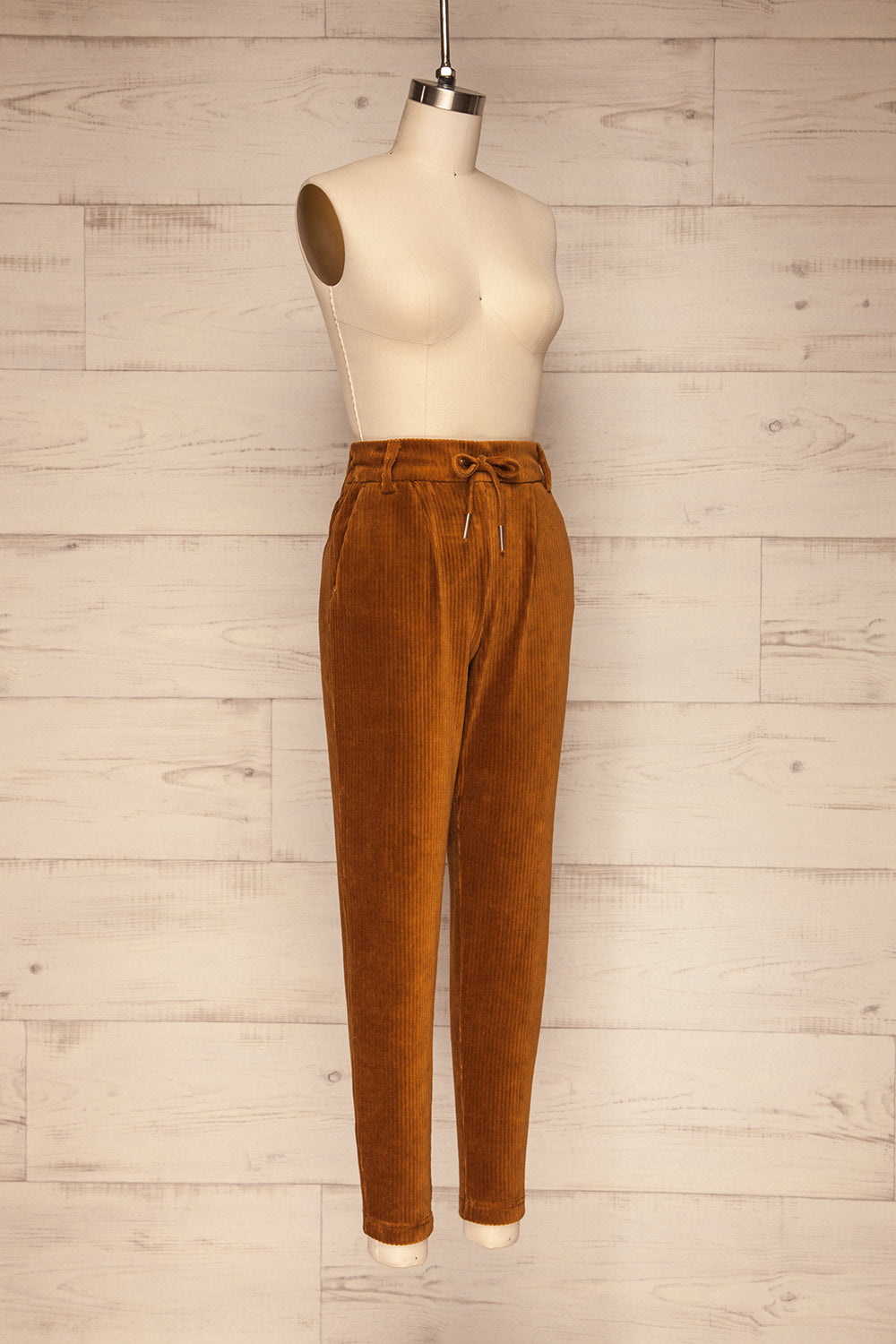 Pasio Chestnut Brown Corduroy Pants | La Petite Garçonne side view 