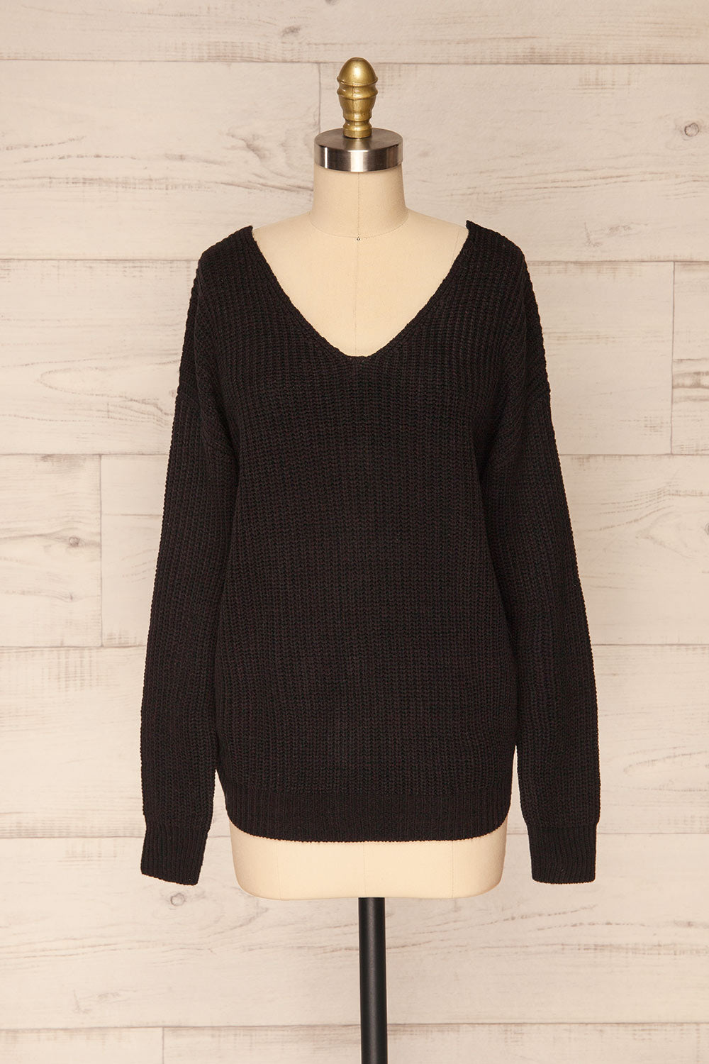 Patras Black V-Neck Knitted Sweater | La petite garçonne front view