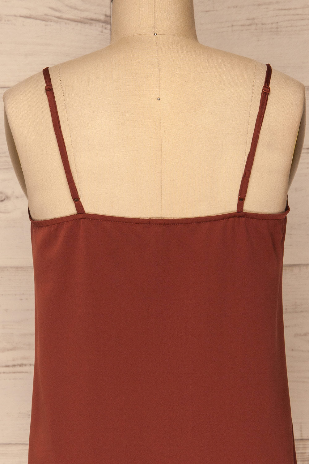 Paularo Chestnut Tank Top w/ Bow | La petite garçonne back close-up