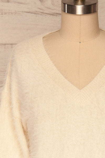 Pesaro Beige Fuzzy V-Neck Sweater | La petite garçonne  front close up