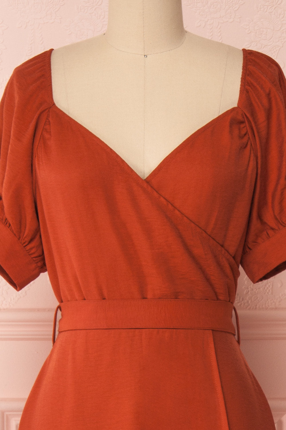 Piastow Rust Orange Short Sleeve Midi Dress | Boutique 1861 front close-up