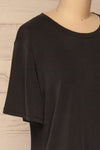 Pinhel Black Basic Loose T-Shirt | La petite garçonne side close-up