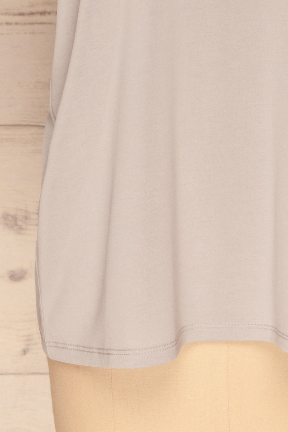 Pinhel Light Grey Basic Loose T-Shirt | La petite garçonne bottom 