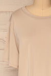 Pinhel Taupe Basic Loose T-Shirt | La petite garçonne front close-up