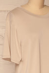Pinhel Taupe Basic Loose T-Shirt | La petite garçonne side close-up