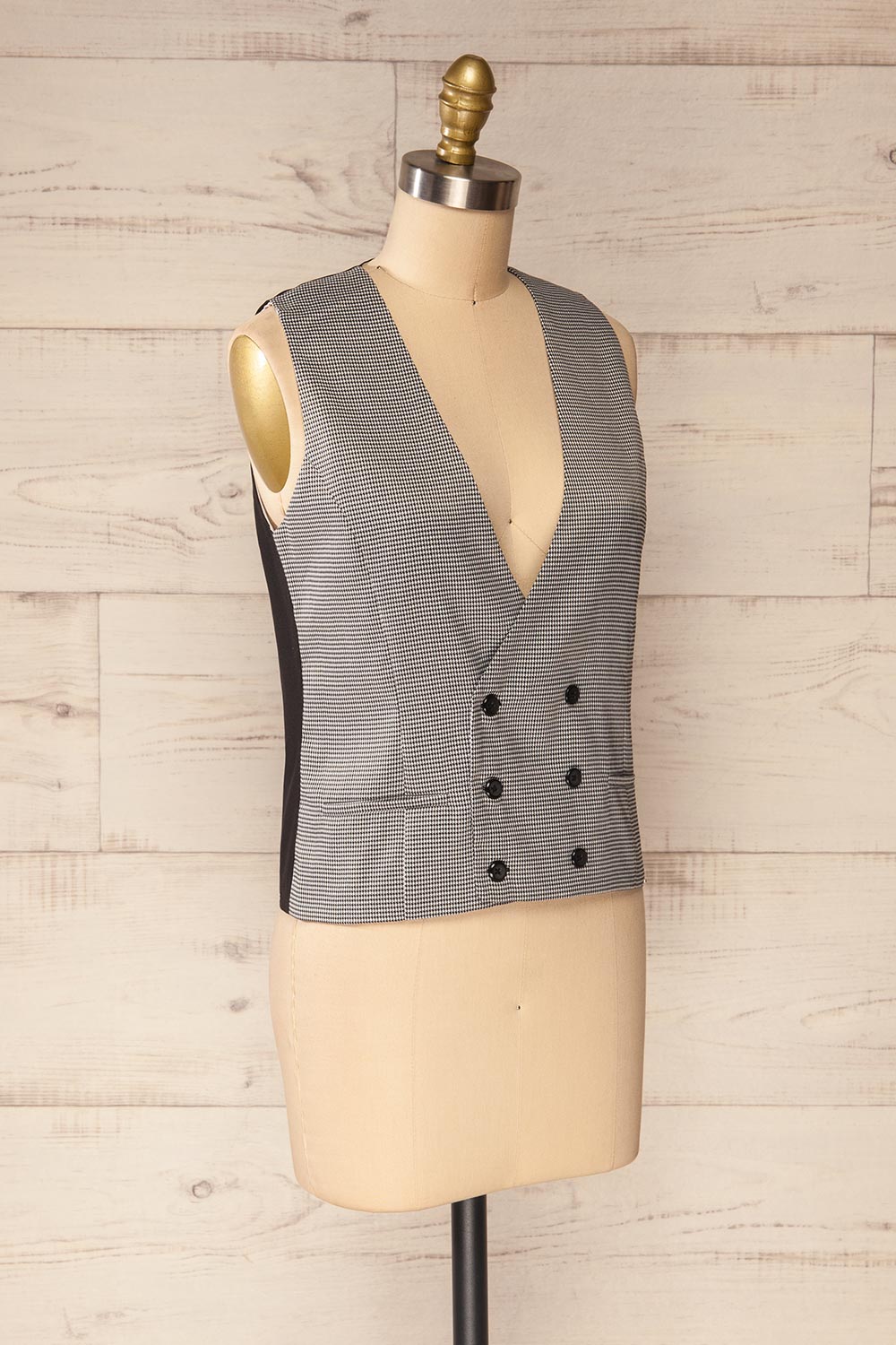 Pogorzela Black Houndstooth V-Neck Vest | La petite garçonne side view 