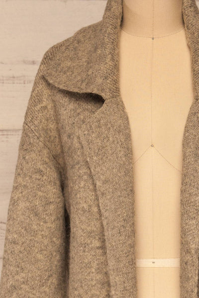 Qormi Grey Long Knitted Cardigan | La petite garçonne front close-up