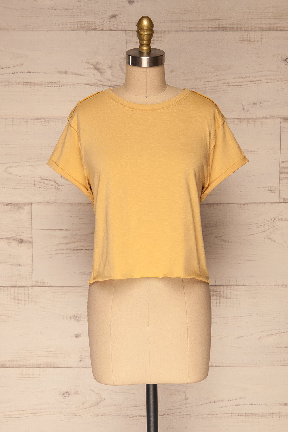 Quarreni Light Yellow Crop T-Shirt | La petite garçonne front view 