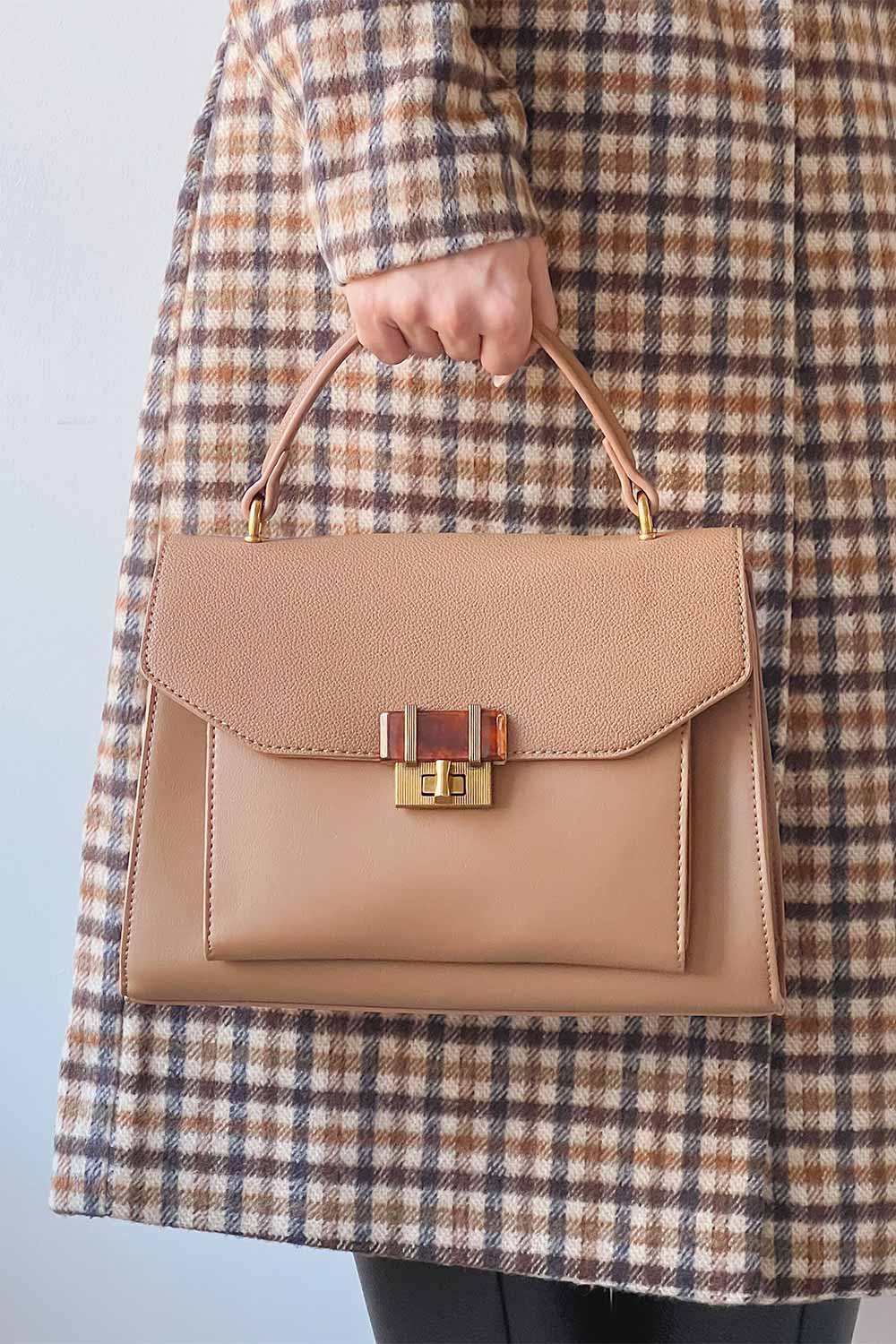 Questio Beige | Top Handle Crossbody Handbag on model