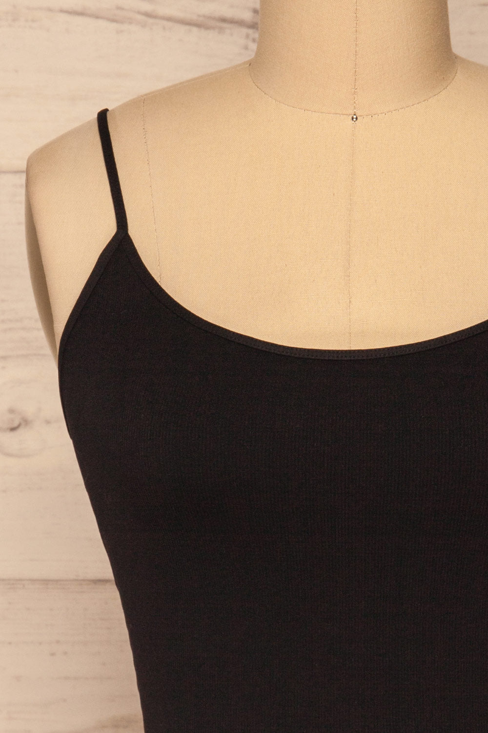 Qyppa Black Fitted Crossed Back Crop Top | La petite garçonne front close-up