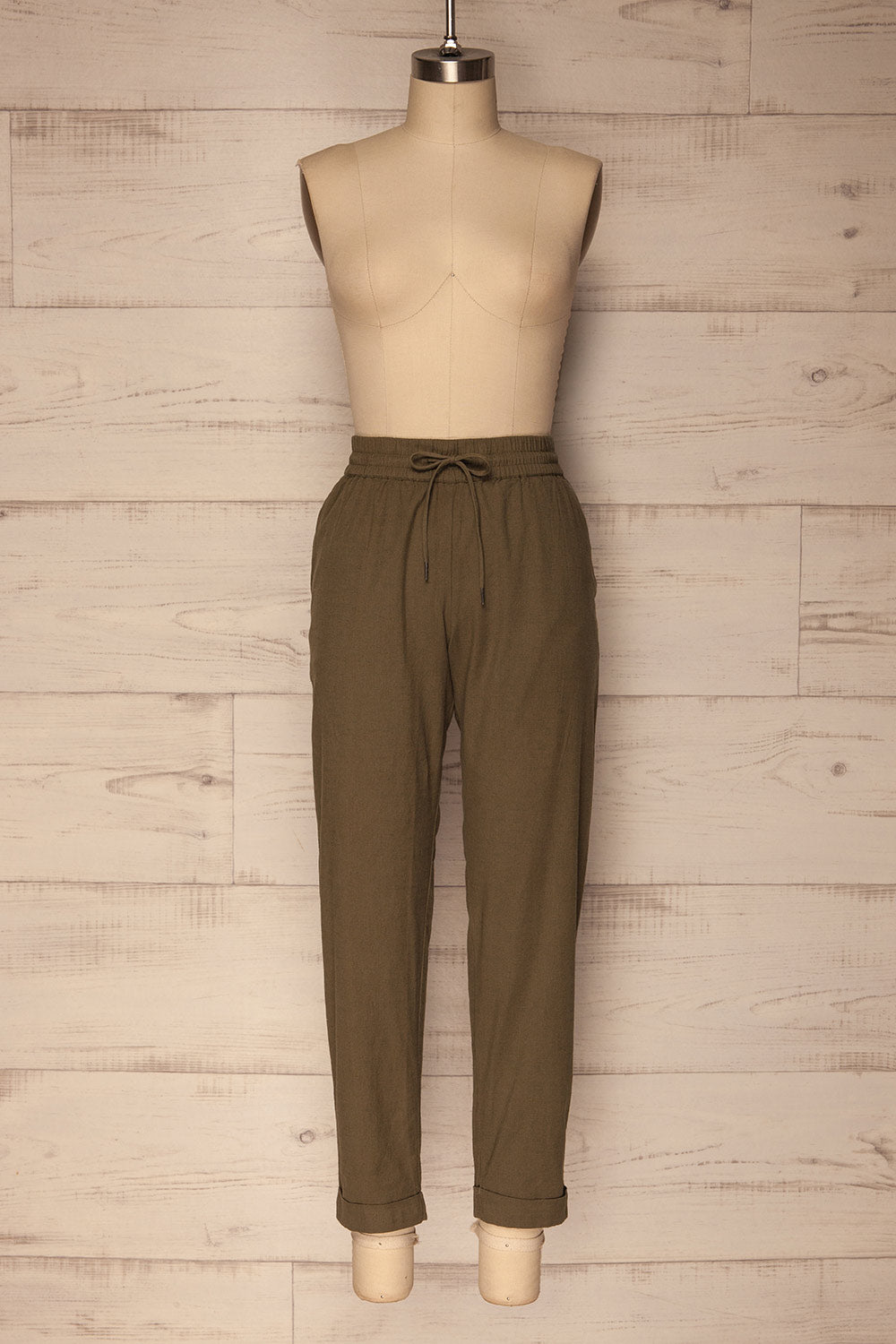 Reigate Olive Green Tapered Summer Pants | La Petite Garçonne