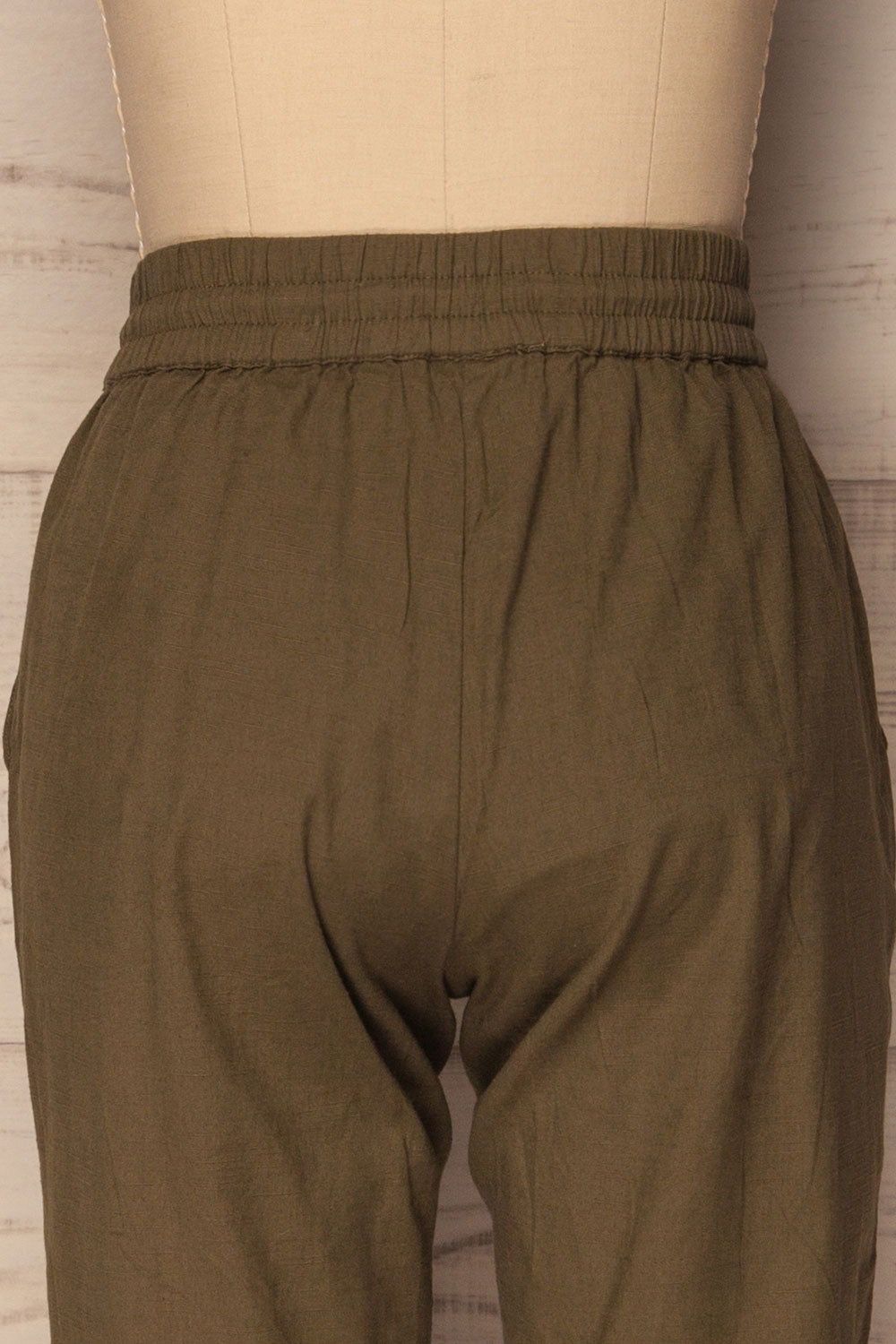 Reigate Olive Green Tapered Summer Pants | La Petite Garçonne