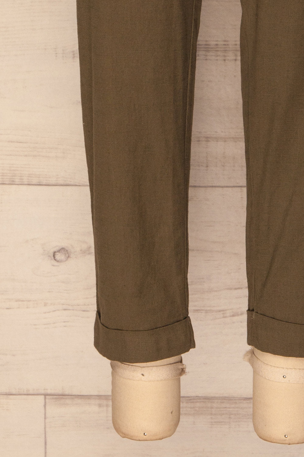 Reigate Olive Green Tapered Summer Pants | La Petite Garçonne