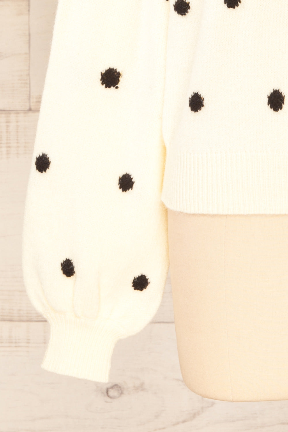 Resen Cream White Polka Dot Knitted Top | La petite garçonne bottom 