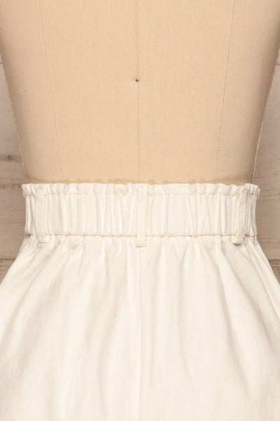 Ropsha White Cotton High-Waisted Shorts back close up | La petite garçonne