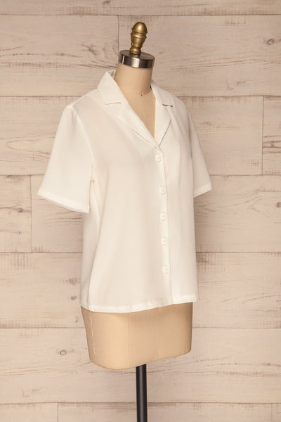 Rosarno White Crepe Short Sleeved Shirt | La petite garçonne side view