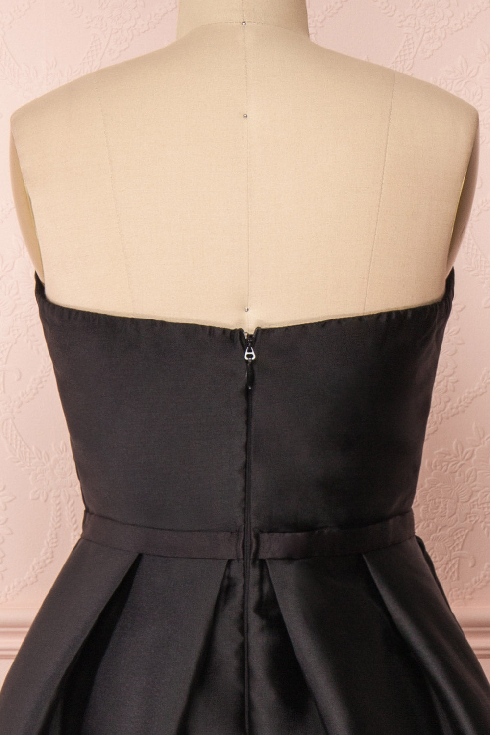 Rowane Black Bustier Ball Gown | Robe de bal | Boutique 1861 back close-up