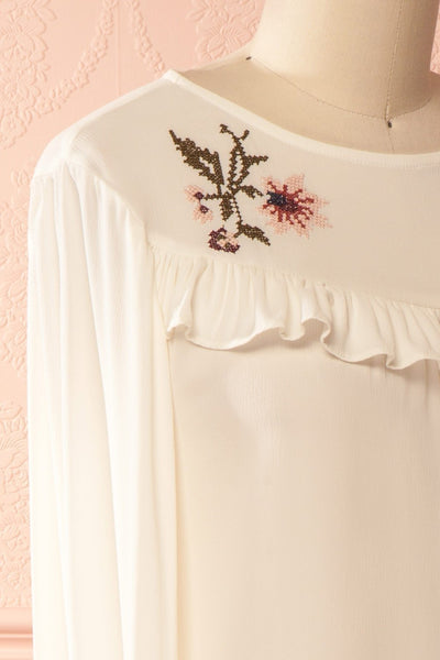 Rubina Jour White Embroidered Flowers Blouse | Boutique 1861