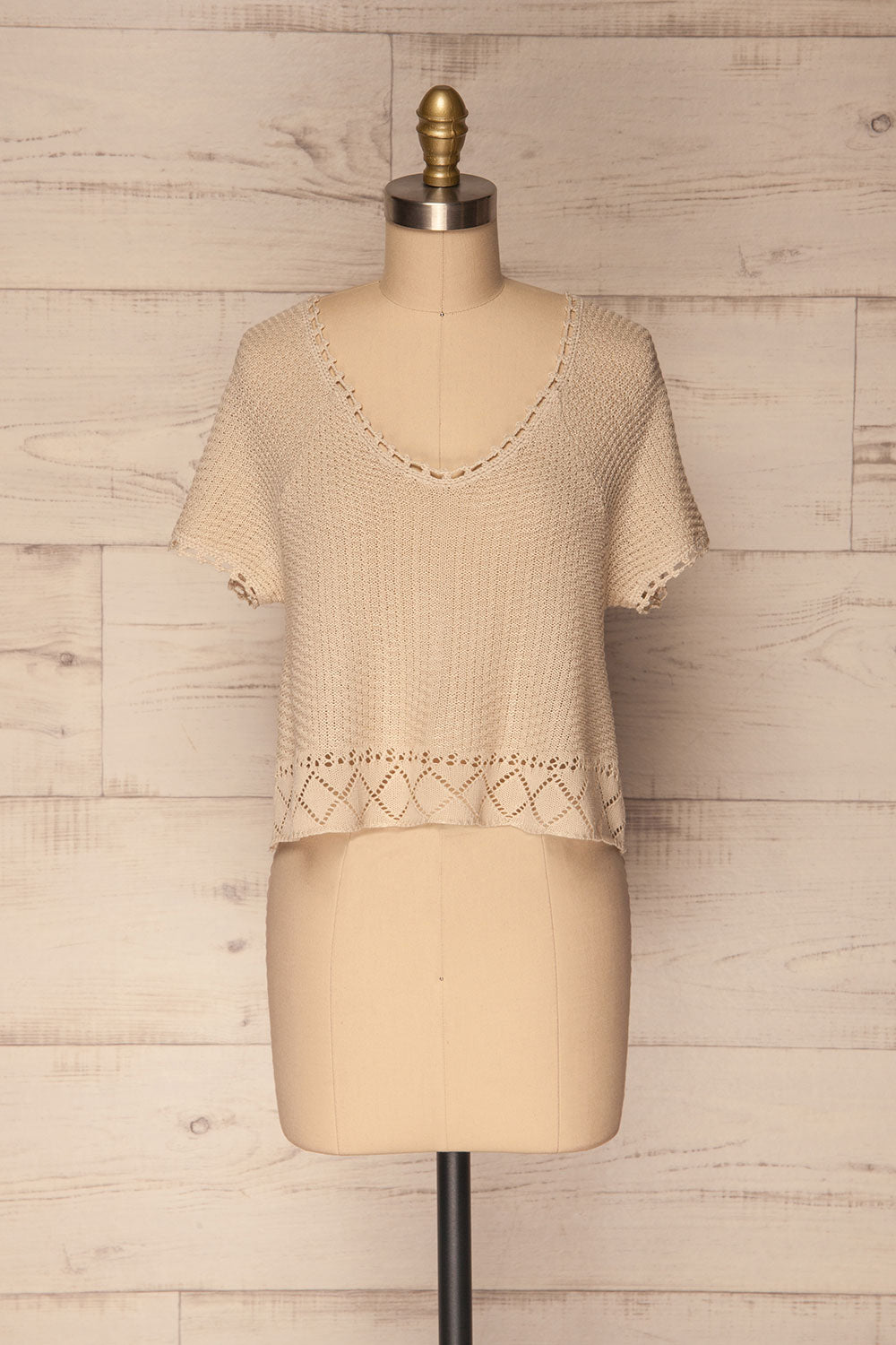 Rzepin Sand Beige Crocheted Crop Top | La Petite Garçonne