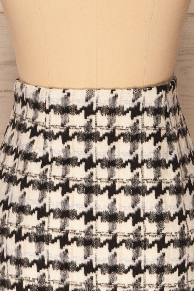 Sadie Black Short Houndstooth Skirt | La petite garçonne back close-up